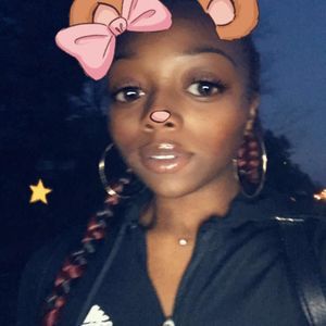 Meet your Posher, Alina